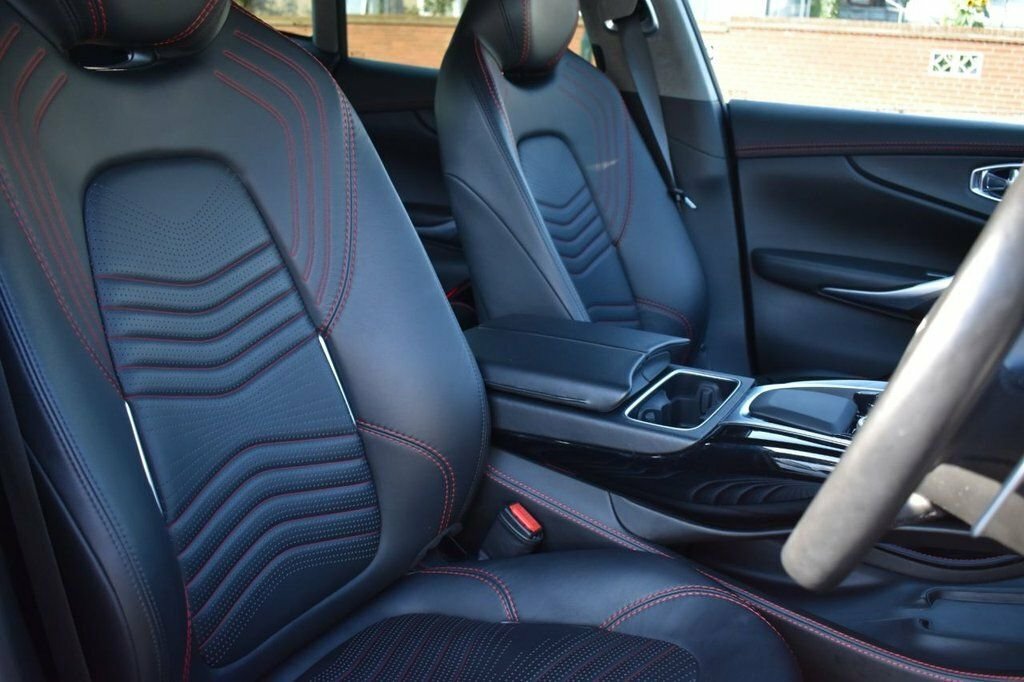 Aston Martin DBX Hatchback Green #38