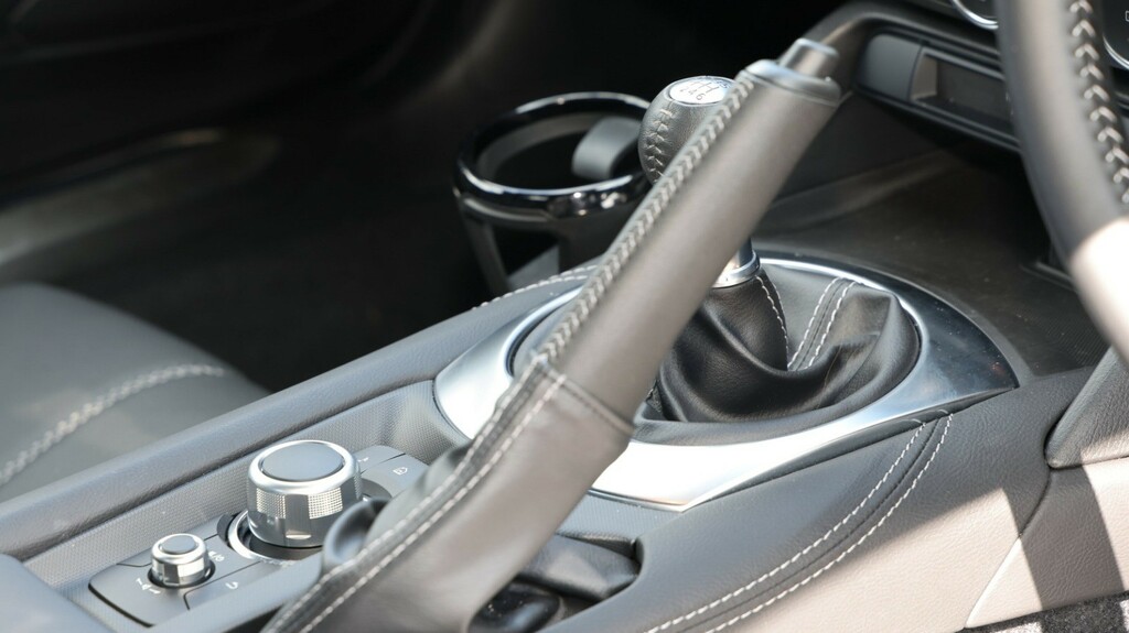 Mazda MX-5 1.5 132 Exclusive-line White #21