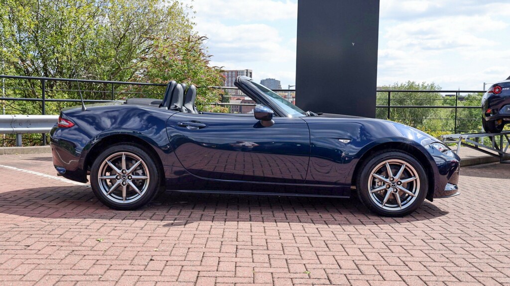 Mazda MX-5 1.5 132 Exclusive-line White #36