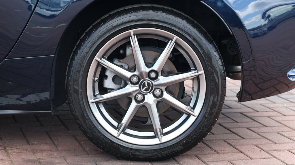 Mazda MX-5 1.5 132 Exclusive-line White #17