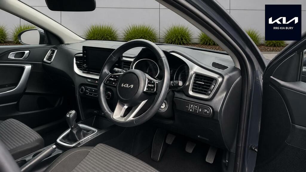 Kia Ceed   #13