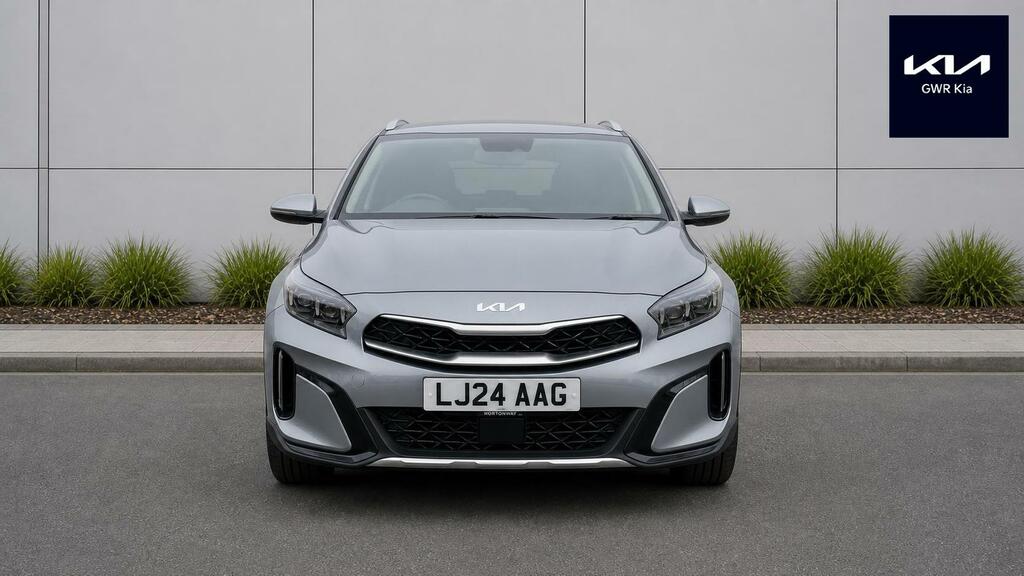 Kia Xceed 1.5 T-gdi 3 Euro 6 Ss LJ24AAG Silver #2