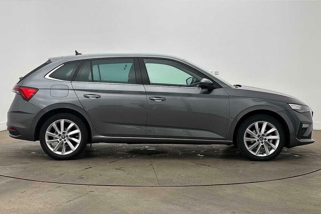 Skoda Scala 1.0 Tsi 110Ps Se Dsg White #4