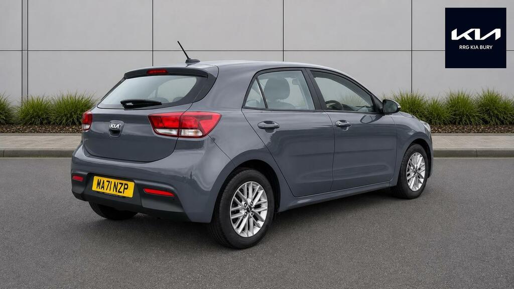 Kia RIO Hatchback Silver #8