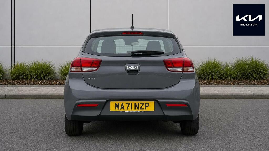 Kia RIO Hatchback Silver #7