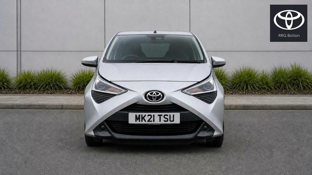 Toyota Aygo 1.0 Vvt-i X-play Euro 6 Ss MK21TSU Silver #2