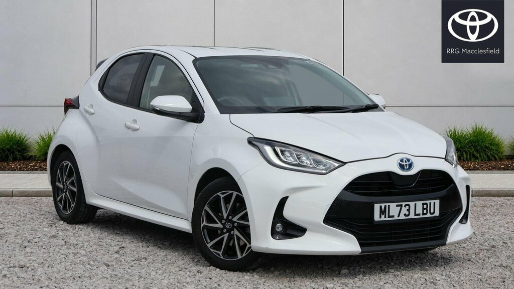 Toyota Yaris 1.5 Vvt-h Design E-cvt Euro 6 Ss White