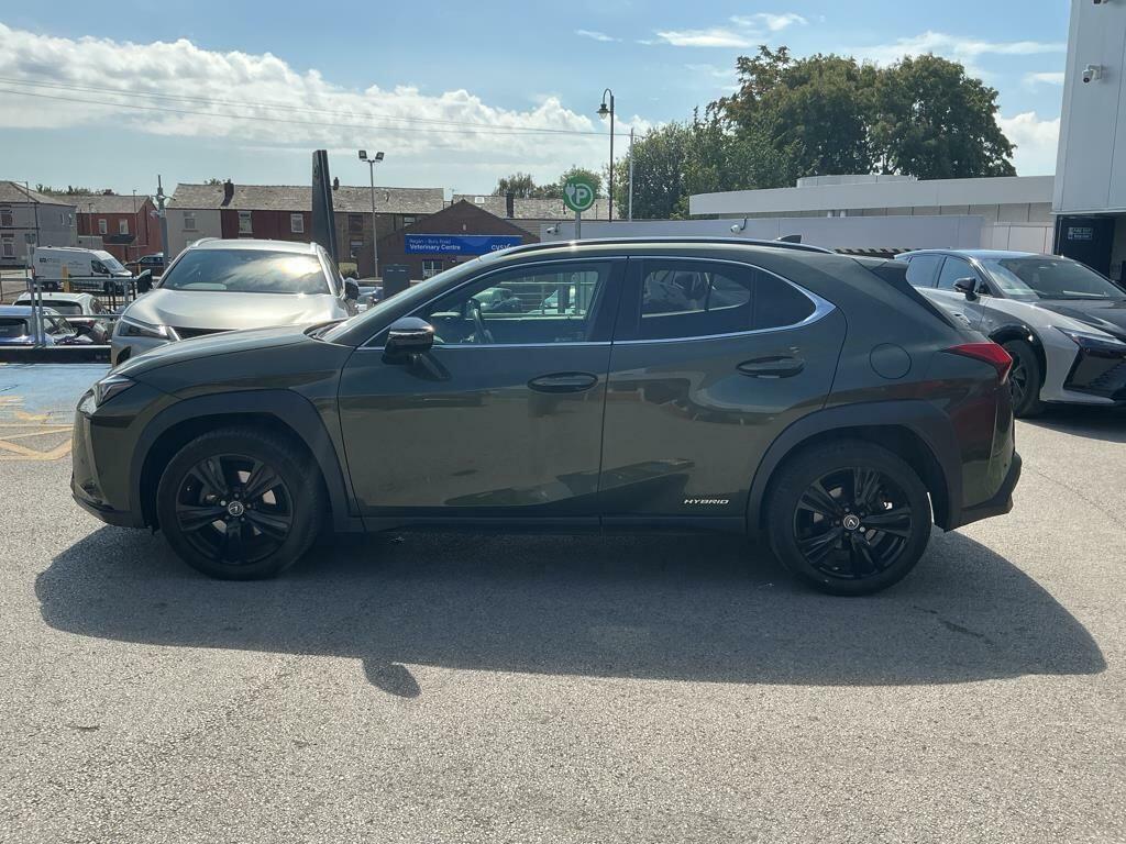 Lexus UX Hatchback Black #6