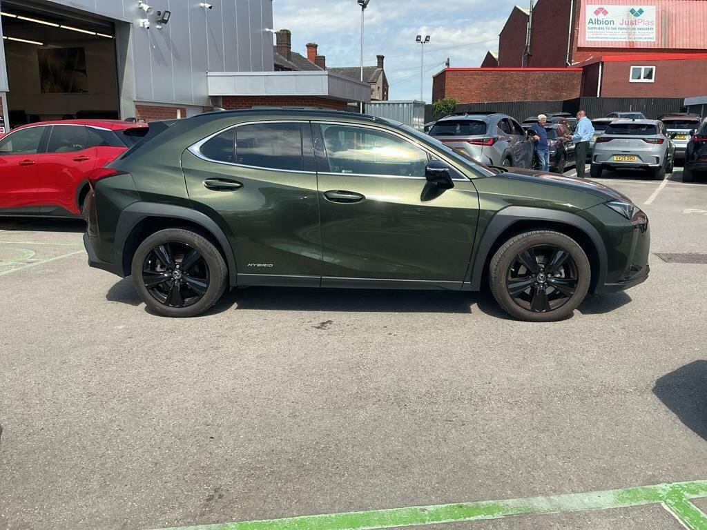 Lexus UX Hatchback Black #8