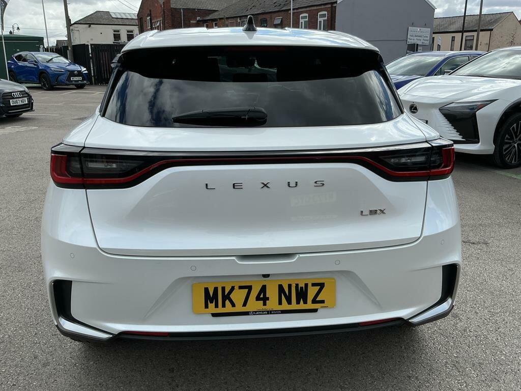 Lexus LBX 1.5 Vvt-ie Premium Suv Hybrid E-cvt Eur White #6
