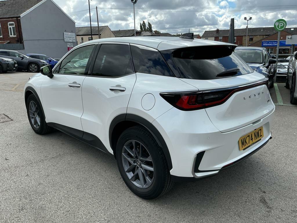 Lexus LBX 1.5 Vvt-ie Premium Suv Hybrid E-cvt Eur White #5