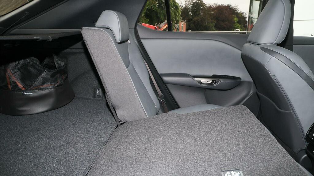 Lexus RZ 350E 77Kwh Premium Plus Suv 224  #18