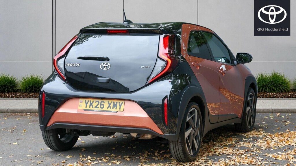 Toyota Aygo X 1.5H 49Kwh Design Cvt Euro 6 Ss #2