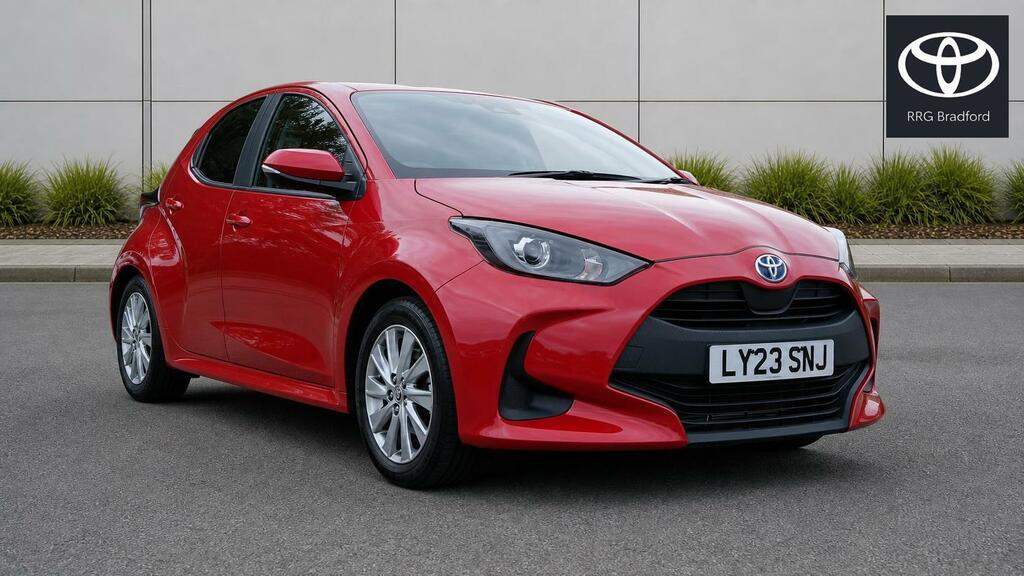 Toyota Yaris 1.5 Vvt-h Icon E-cvt Euro 6 Ss Red