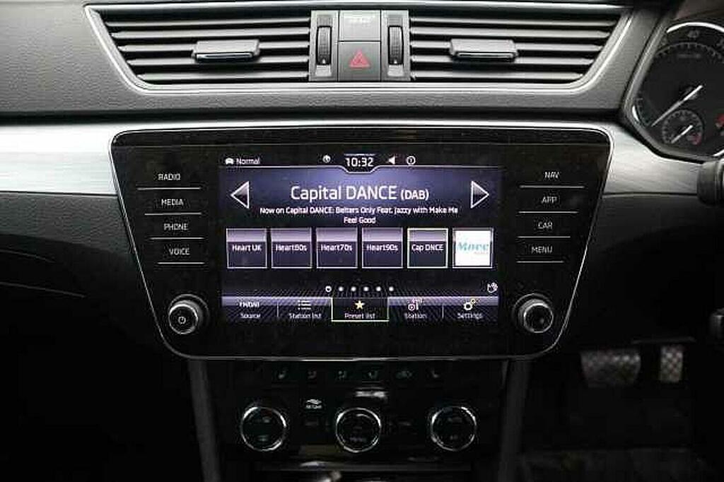 Skoda Superb Hatchback White #11