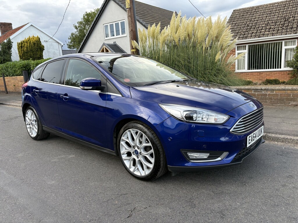 Ford Focus Hatchback 1.5 Tdci Titanium X 2014 EA64UUK Blue