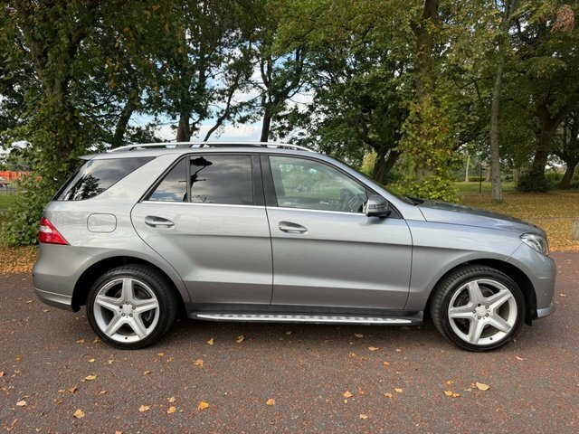 Mercedes-Benz M Class 2014 2.1 Ml250 Bluetec Amg Line Suv G-t Silver #2