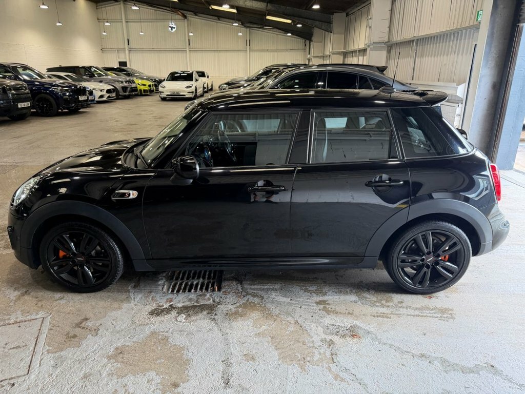 Mini Hatch 2L Cooper S Sport Black #4
