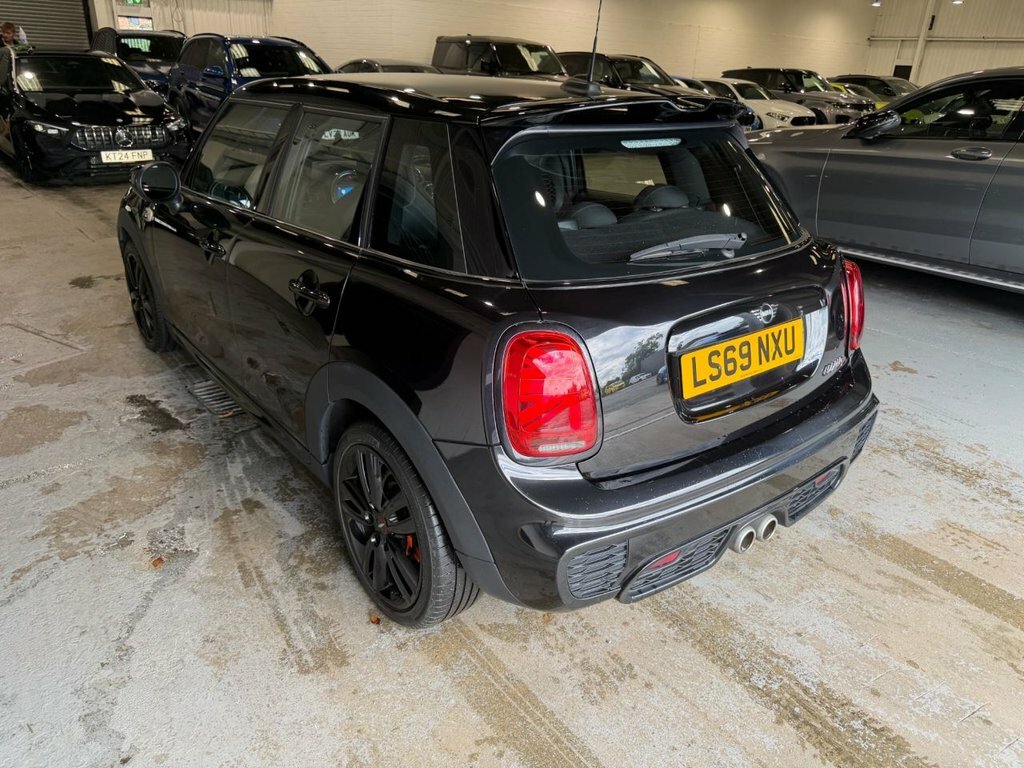 Mini Hatch 2L Cooper S Sport Black #3