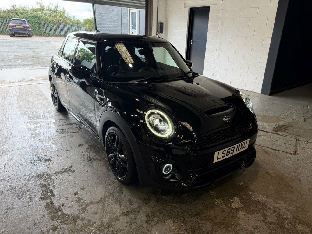 Mini Hatch 2L Cooper S Sport Black