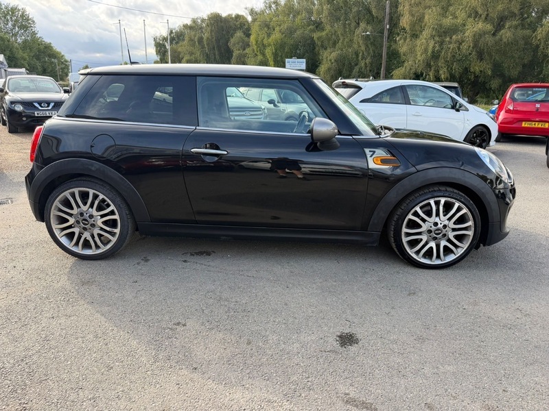 Mini Hatch D Seven Black #6