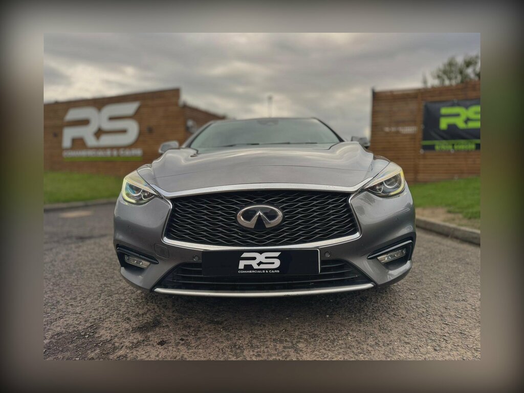 Infiniti Q30 2.2D Premium Dct Awd Euro 6 Ss Grey #2