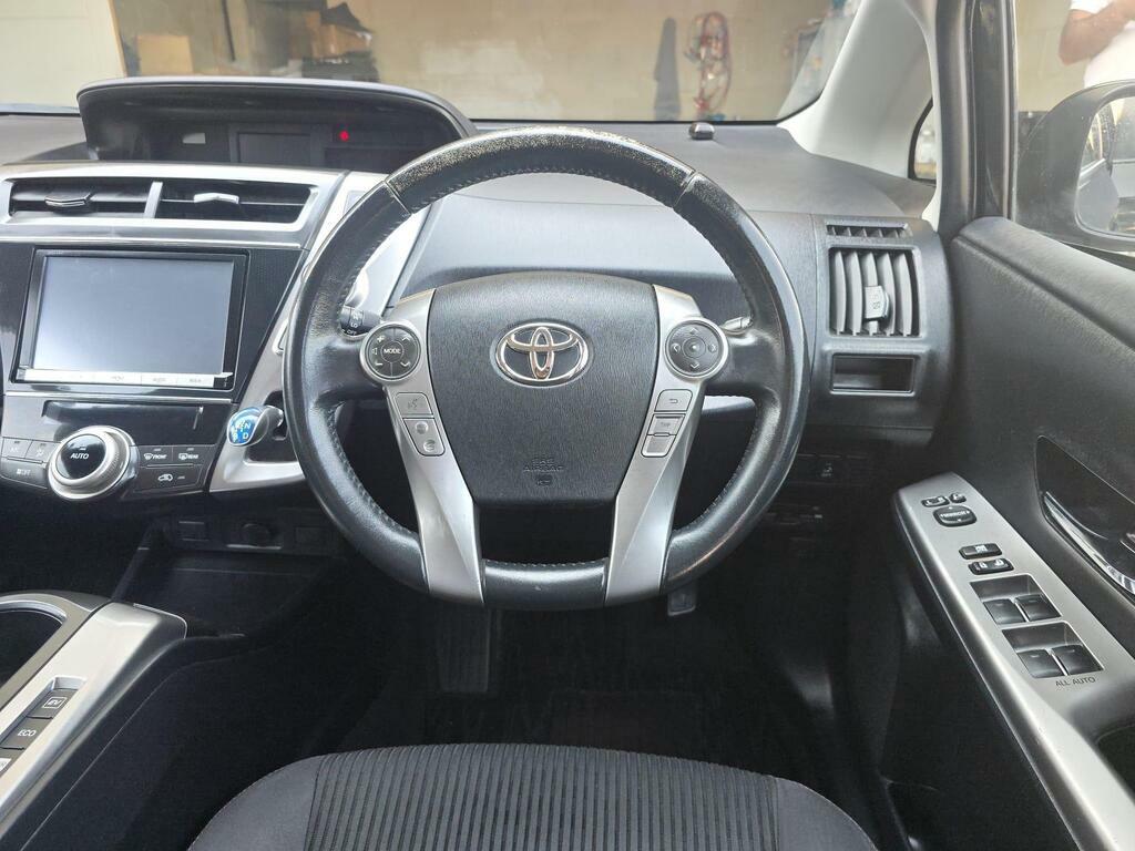 Toyota Prius+ Excel Plus Black #12