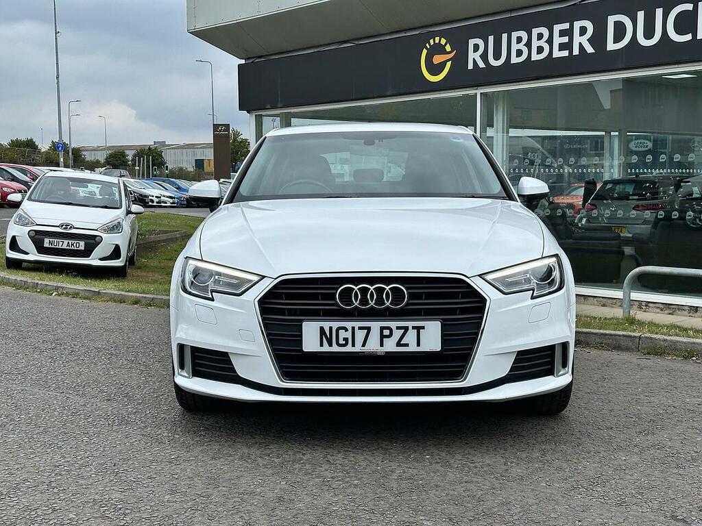 Audi A3 1.5 Tfsi Cod Sport Sportback S Tronic E White #2