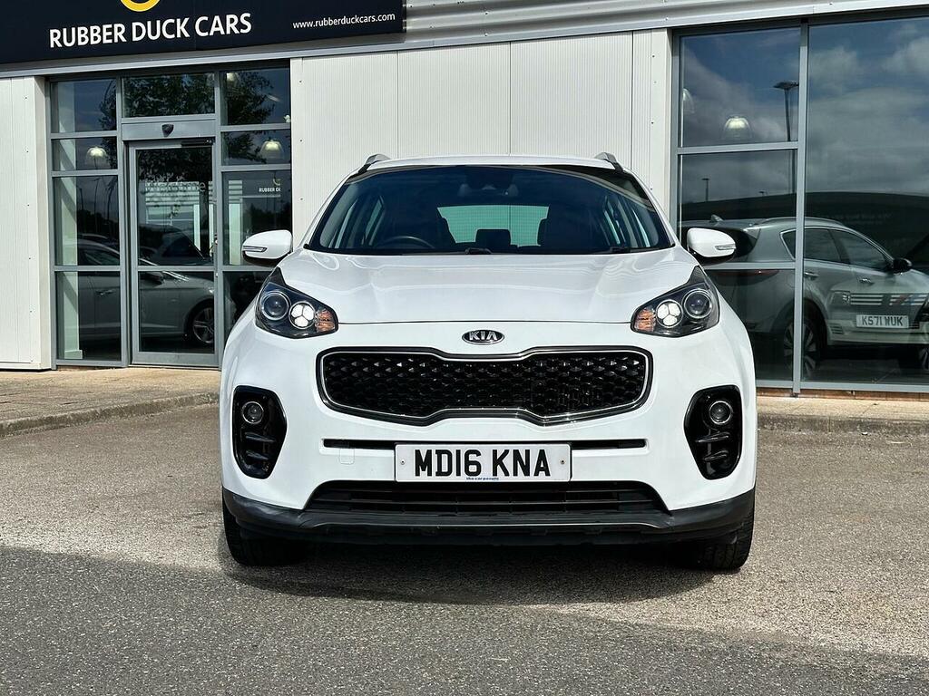 Kia Sportage 1.7 Crdi 3 Euro 6 Ss White #2