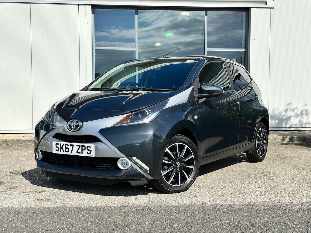 Toyota Aygo 1.0 Vvt-i X-style X-shift Euro 6 SK67ZPS Grey #3