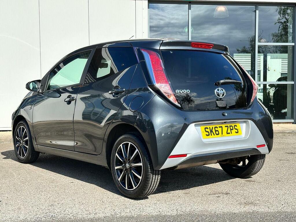 Toyota Aygo 1.0 Vvt-i X-style X-shift Euro 6 SK67ZPS Grey #4