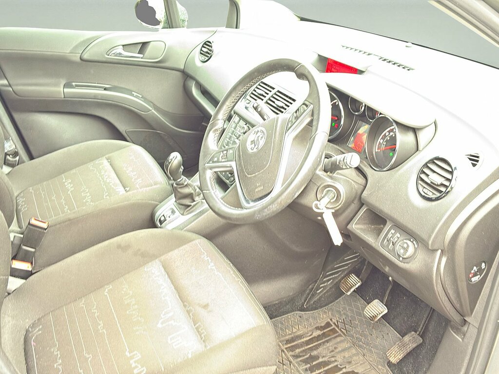 Vauxhall Meriva Se Red #9