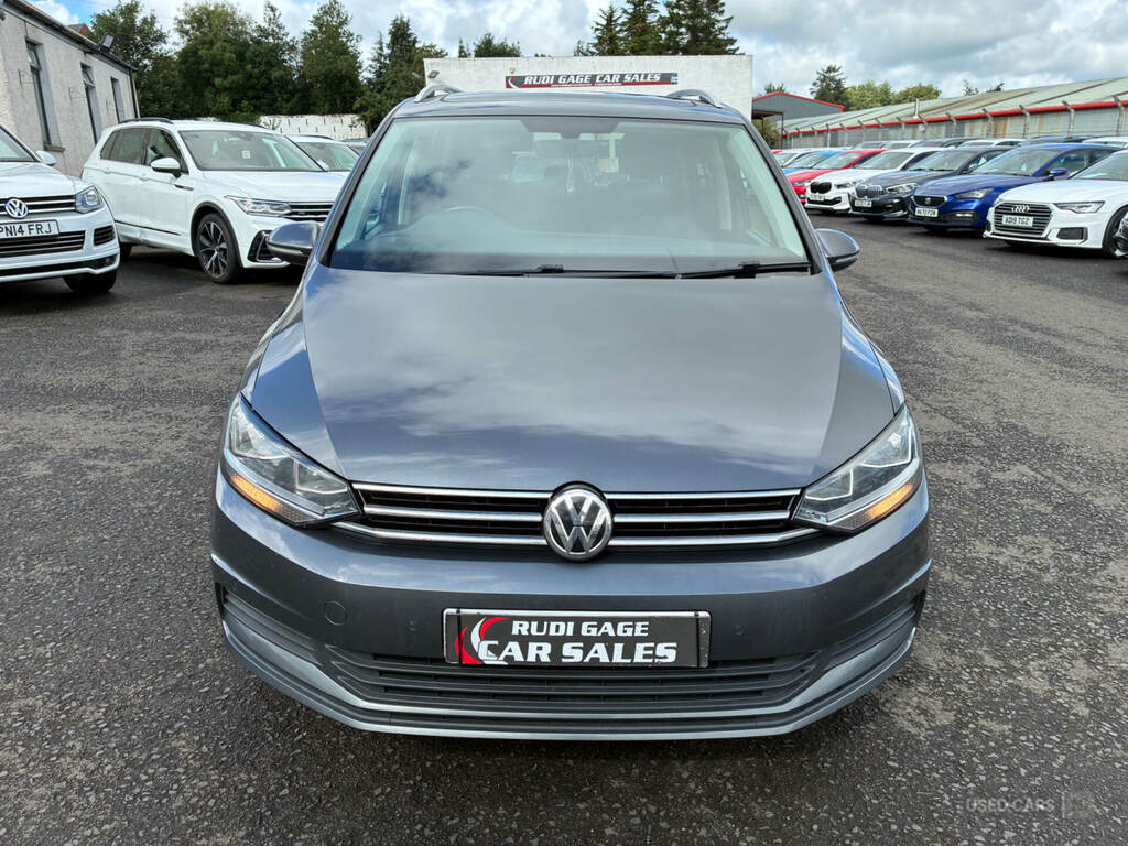 Volkswagen Touran 2.0 Tdi Se Family Grey #2