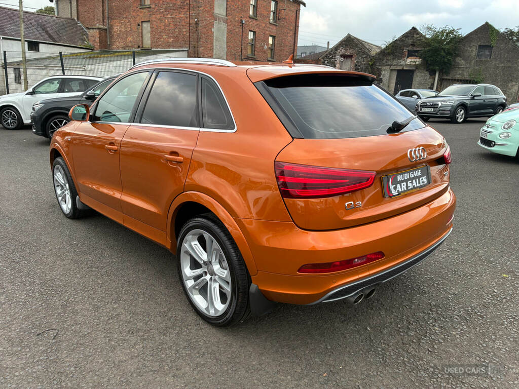 Audi Q3 Black #3