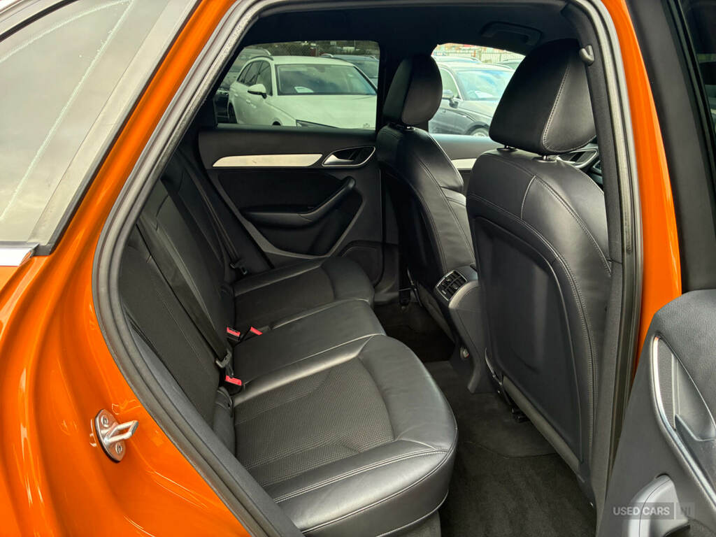 Audi Q3 Black #10