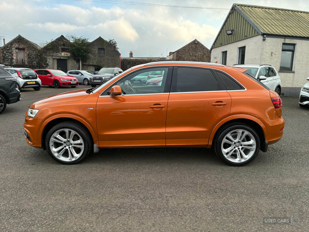 Audi Q3 Black #2