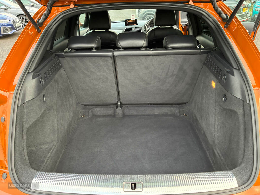 Audi Q3 Black #11