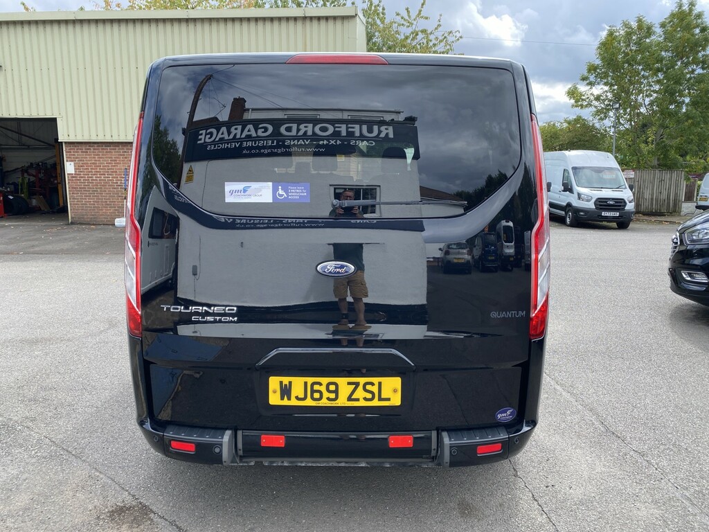 Ford Tourneo Custom Minibus 2.0 310 Ecoblue Titanium 201969 Black #4