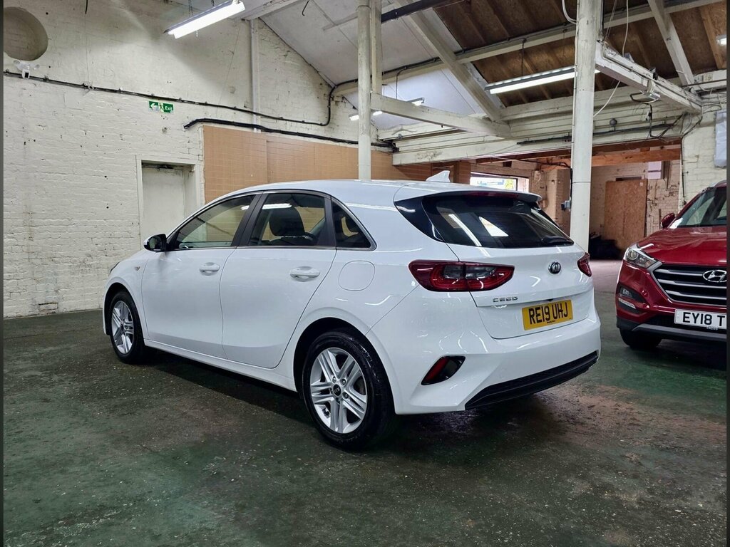 Kia Ceed Blue #8
