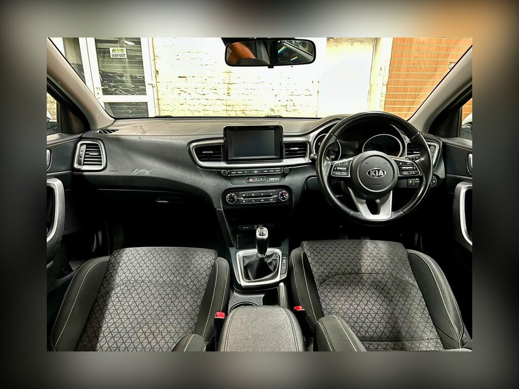 Kia Ceed Blue #12