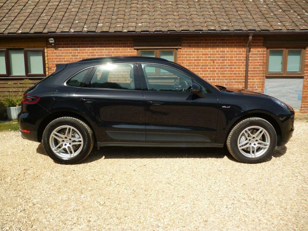 Porsche Macan Suv 3.0 Td V6 S Pdk 4Wd Euro 6 Ss 201515 Black #4