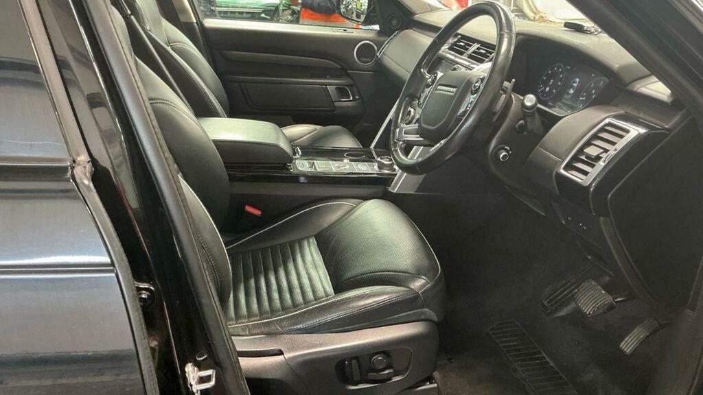 Land Rover Discovery Suv 3.0 Sd V6 Hse Luxury 4Wd Euro 6 Ss KL19ESN Black #3