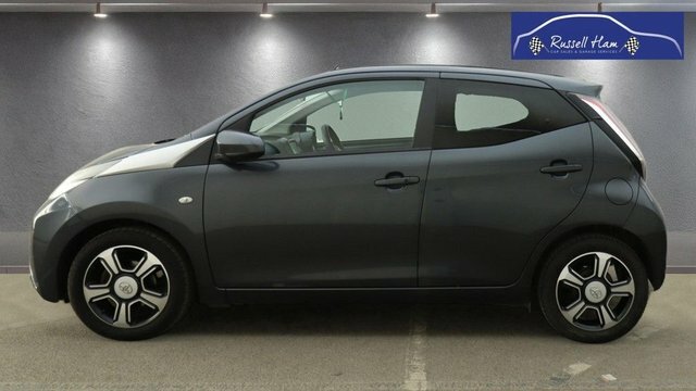 Toyota Aygo 1.0 Vvt-i X-clusiv 2 X-wave Euro Grey #2
