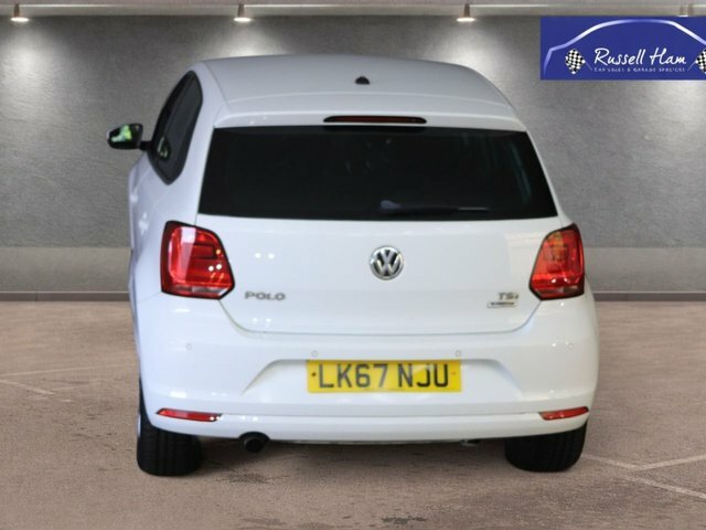 Volkswagen Polo 1.2 Tsi Match Edition Hatchback White #4