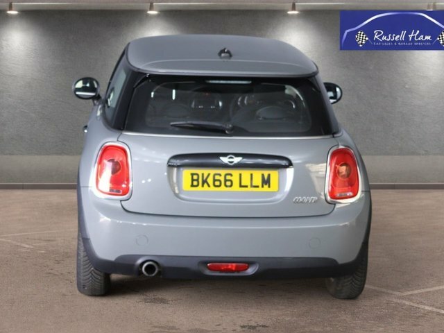 Mini Hatch 1.5 Cooper Hatchback Euro 6 Ss Grey #4