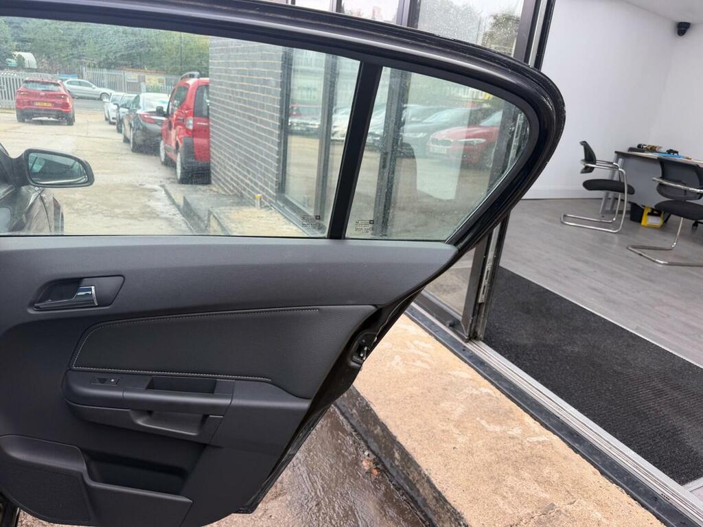 Vauxhall Astra Astra Design Silver #18