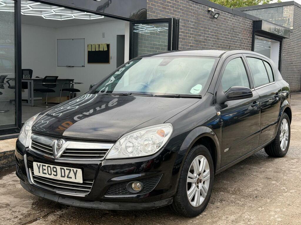 Vauxhall Astra 1.8I 16V Design Black