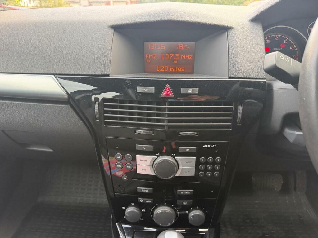 Vauxhall Astra Astra Design Silver #32