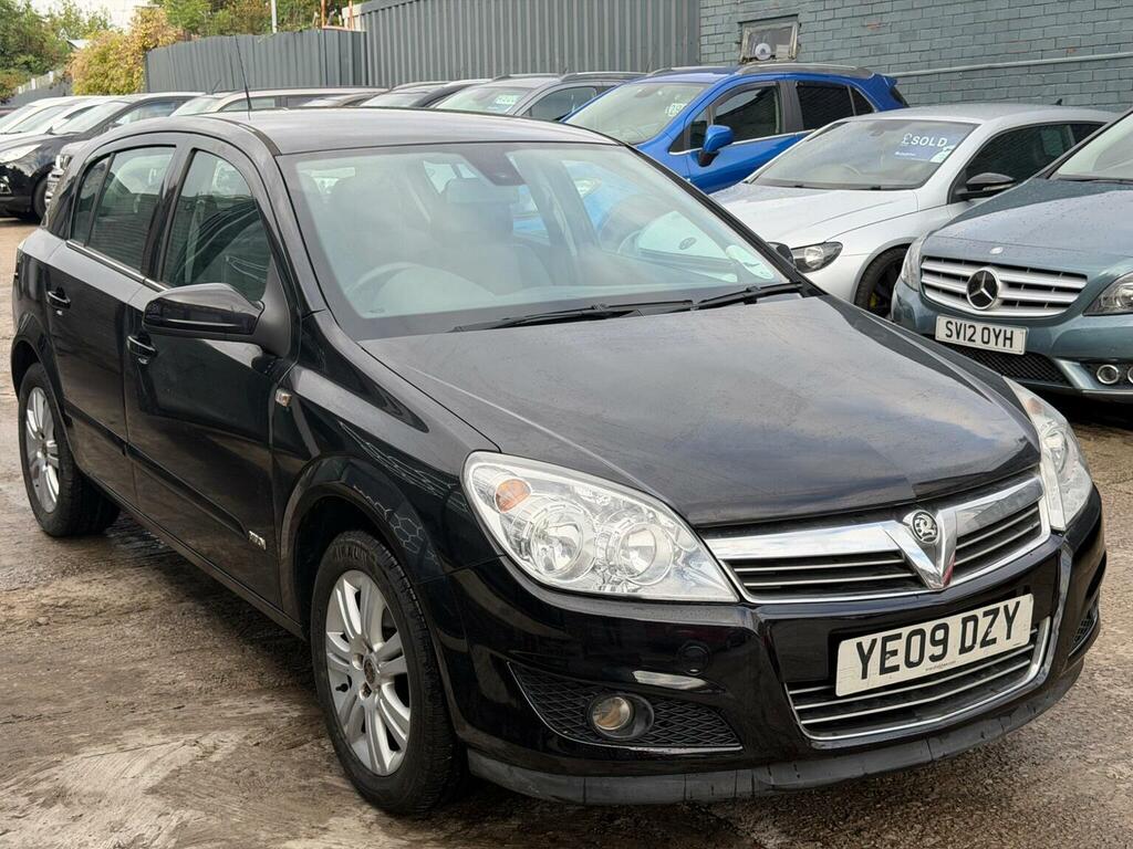 Vauxhall Astra 1.8I 16V Design Black #3
