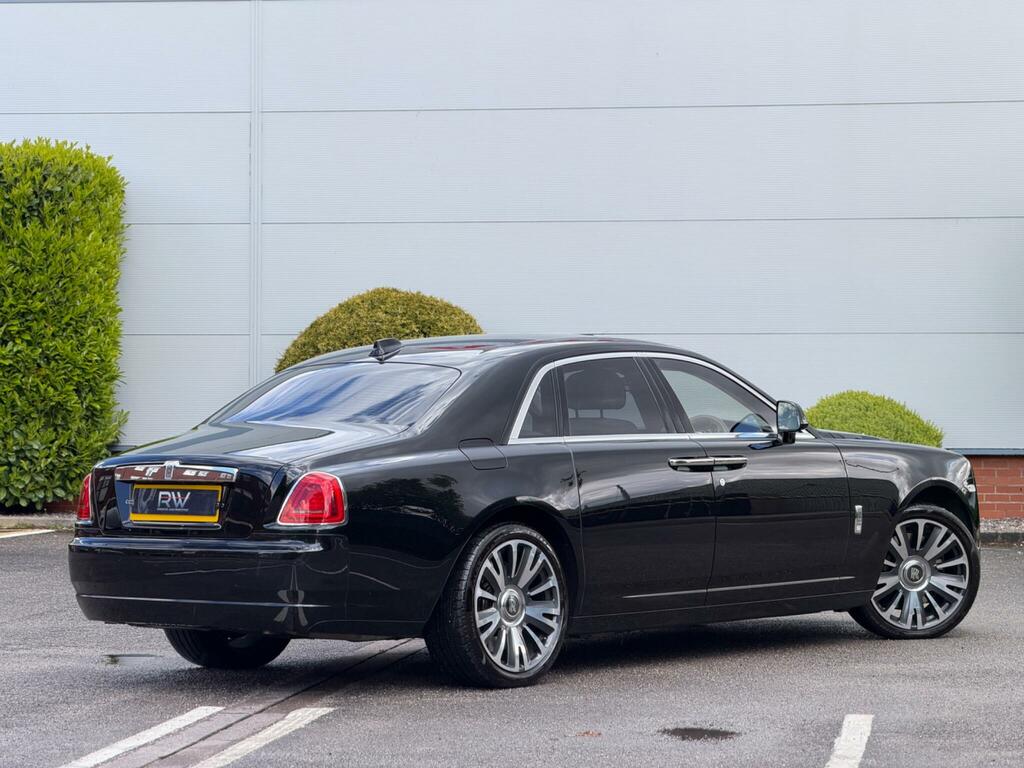 Rolls-Royce Ghost Silver Badge Silver #52